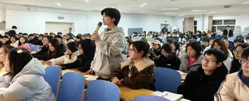 bat365正版唯一官网大学生创新创业联合会创业历程分享课第十七课圆满结束