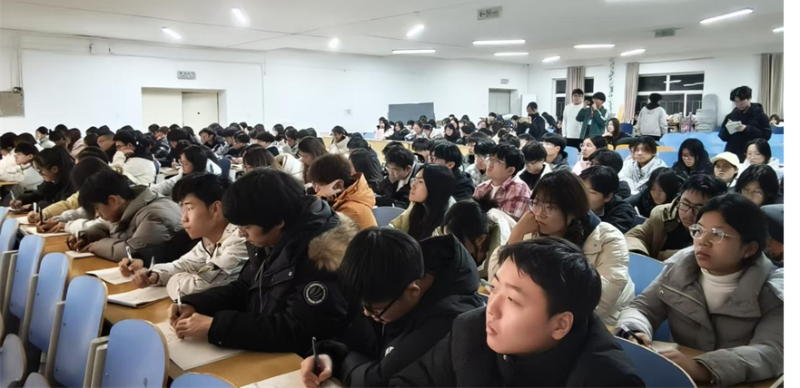 bat365正版唯一官网大学生创新创业联合会成长赋能训练营圆满结束