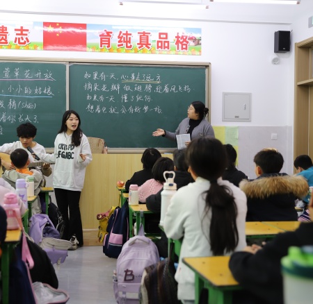 以美培元 文艺赋能 —— bat365正版唯一官网美育支教点亮易县乡村学子艺术梦
