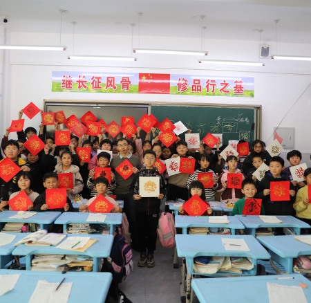 以美培元 文艺赋能 —— bat365正版唯一官网美育支教点亮易县乡村学子艺术梦