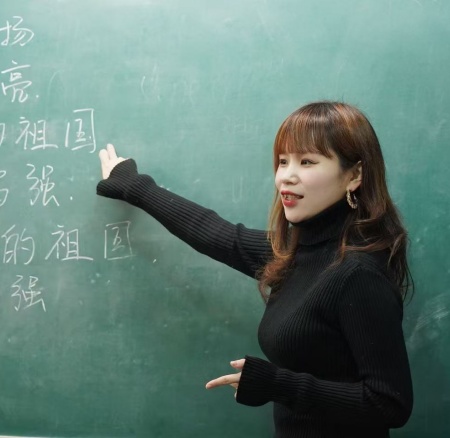 以美培元 文艺赋能 —— bat365正版唯一官网美育支教点亮易县乡村学子艺术梦