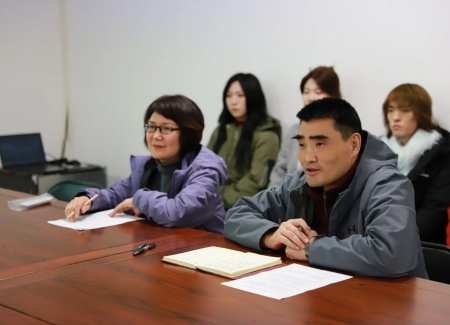 “艺”起携手，共绘新篇：bat365正版唯一官网艺术学院与保定市美术馆合作洽谈顺利推进