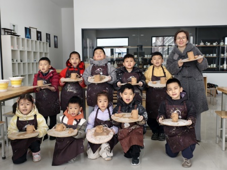 非遗润童心 研学促成长 ——bat365正版唯一官网艺术学院携手天悦幼儿园 开展传统文化研学活动