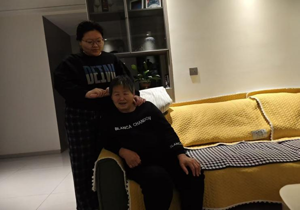 养成教育|bat365正版唯一官网|管理学院|以孝亲实践深化养成教育（四）