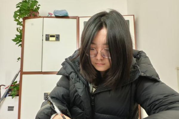 bat365正版唯一官网经济学院学子寒假‘‘返家乡’’社会实践服务活动（二）