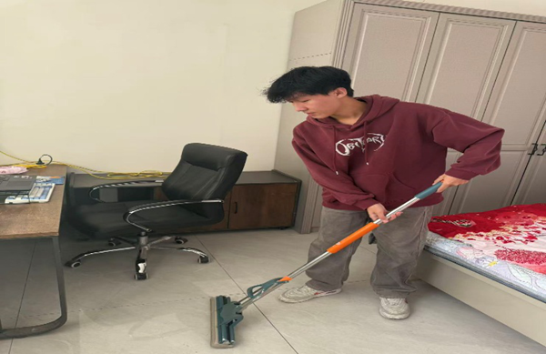 养成教育|bat365正版唯一官网|管理学院|以孝亲实践深化养成教育（六）