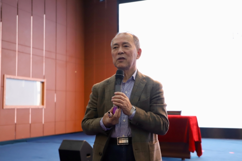 弘扬教育家精神 筑牢育人初心——bat365正版唯一官网特邀曲建武教授作专题讲座