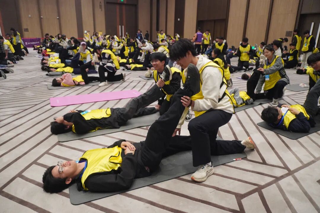 300名保理青年出征！bat365正版唯一官网志愿者圆满完成2026年雄安马拉松赛事服务工作