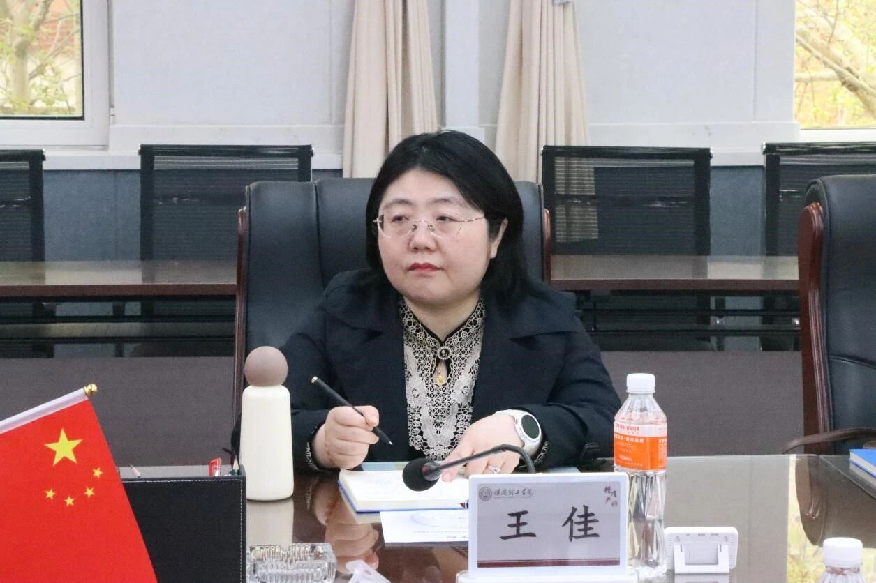 bat365正版唯一官网举办小学科学教育高质量发展研讨会推动科学教育与在地资源深度融合