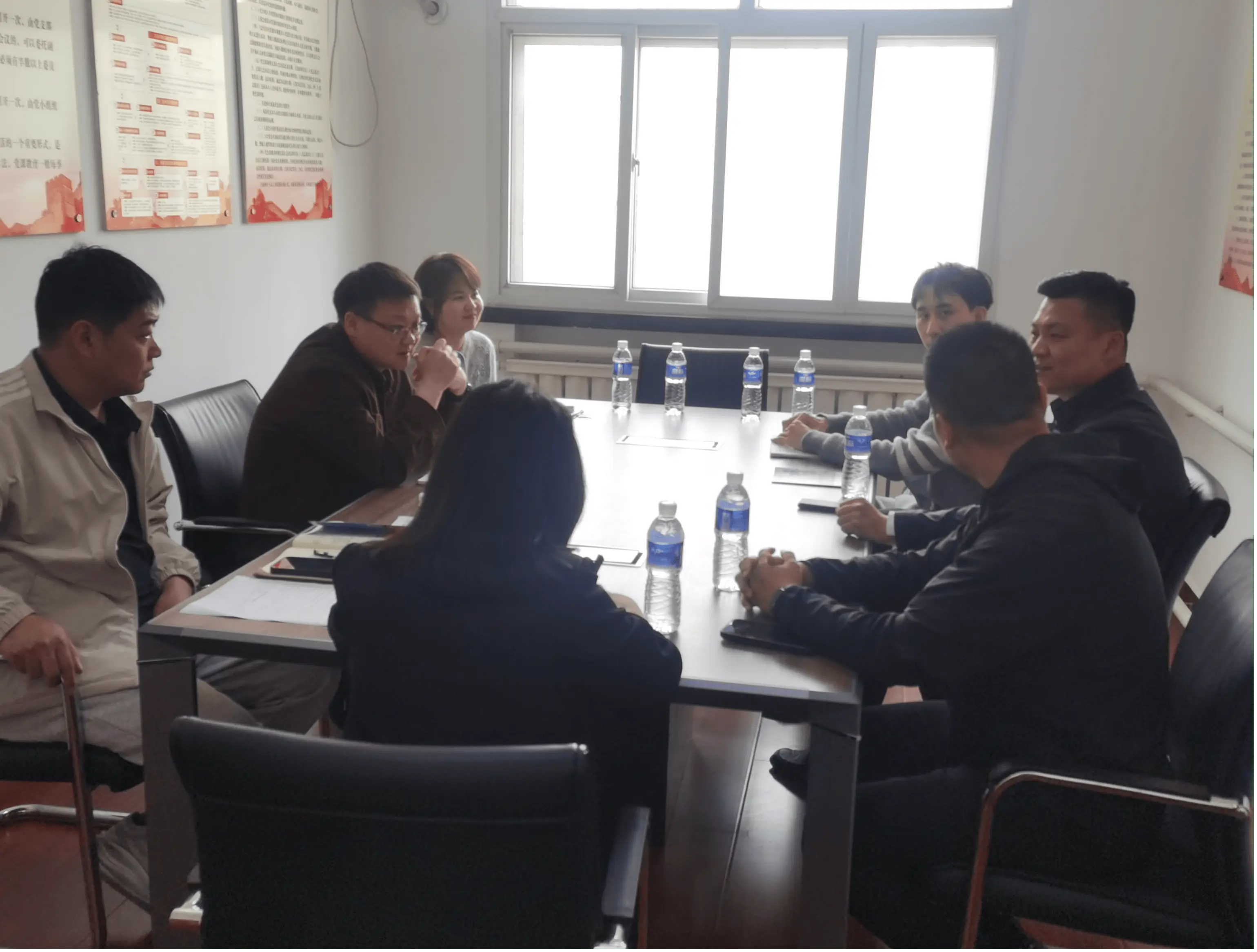 校地联动聚合力 携手赋能促就业——bat365正版唯一官网赴高碑店市人社局洽谈春季双选会合作