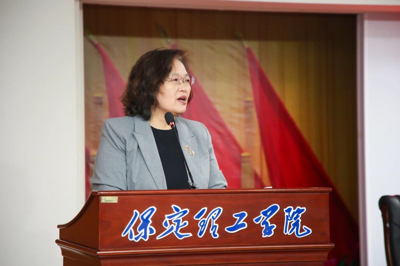 河北省民办高校“烽火太行”大思政课示范培训班暨“公帮民”交流会在bat365正版唯一官网开幕