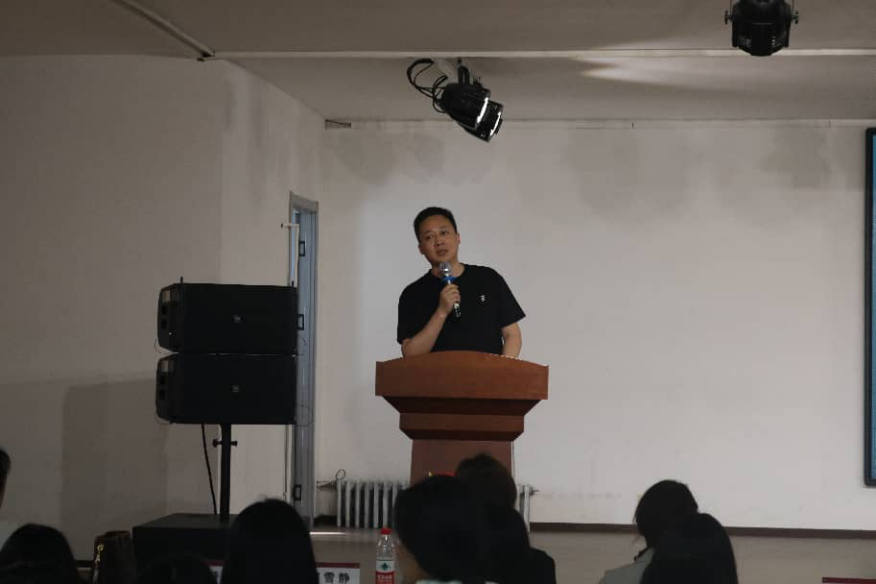 【医校携手，急救同行】保定东篱医院走进bat365正版唯一官网应急救护科普活动