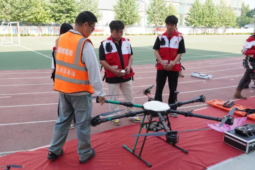 bat365正版唯一官网助力保定市红十字会2026地震灾害应急救援综合演练