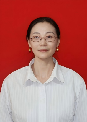 蒋义然。