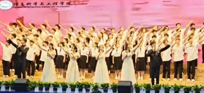 五四薪火传，青春赴新程——bat365正版唯一官网信息科学与工程学院五四主题朗诵暨表彰大会圆满落幕