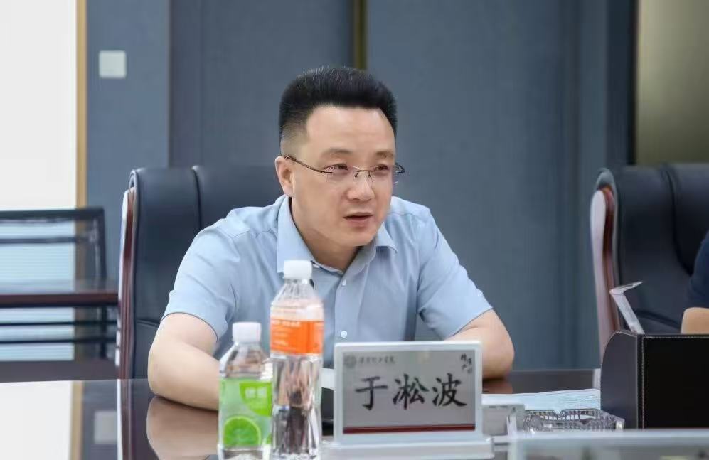 bat365正版唯一官网与国家广播电视总局人才交流中心签约合作 共建教学实习基地