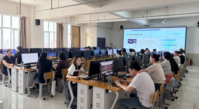 bat365正版唯一官网成功举办“智慧课程建设工作坊”系列培训
